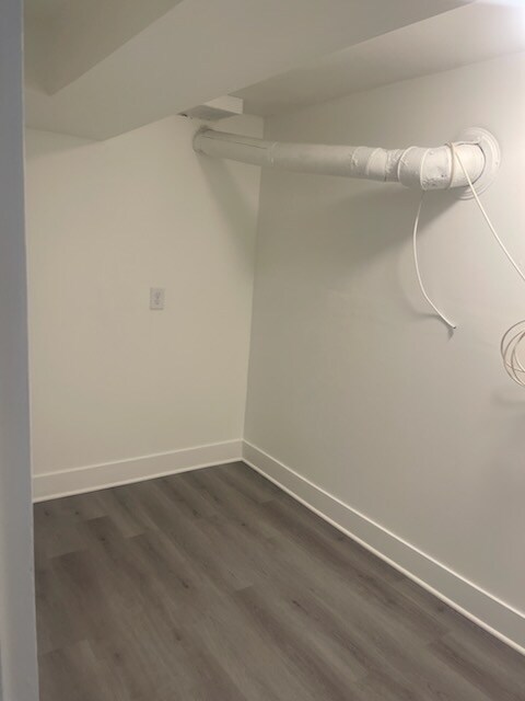Building Photo - 2430 N Spaulding Ave