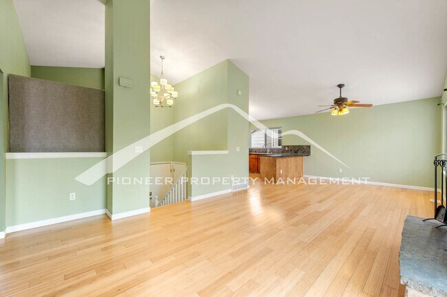 Building Photo - Inviting Split Level home with Stainless S...