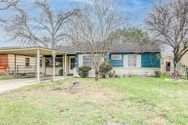 Building Photo - 4 br, 2 bath House - 9317 Cathedral Dr