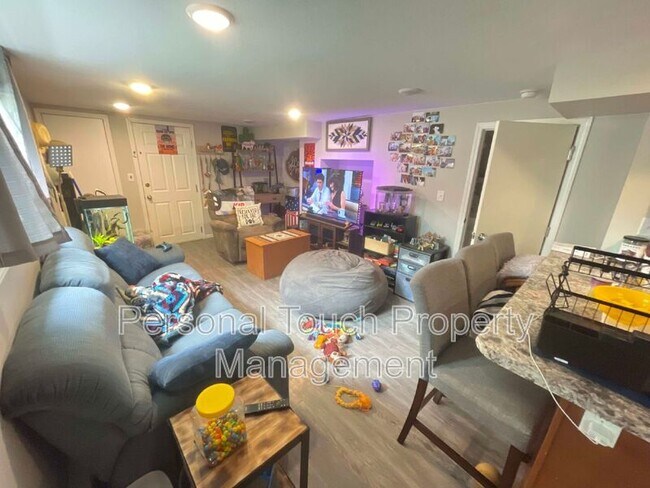 Foto del edificio - 1261 10th St N