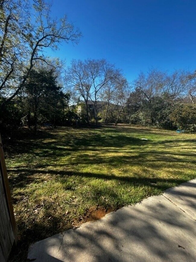 Foto del edificio - Affordable 2-Bedroom Townhome in the Heart of Lebanon, TN!