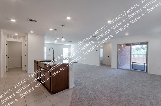 Foto del edificio - 9221 N Peridot Vis Ave