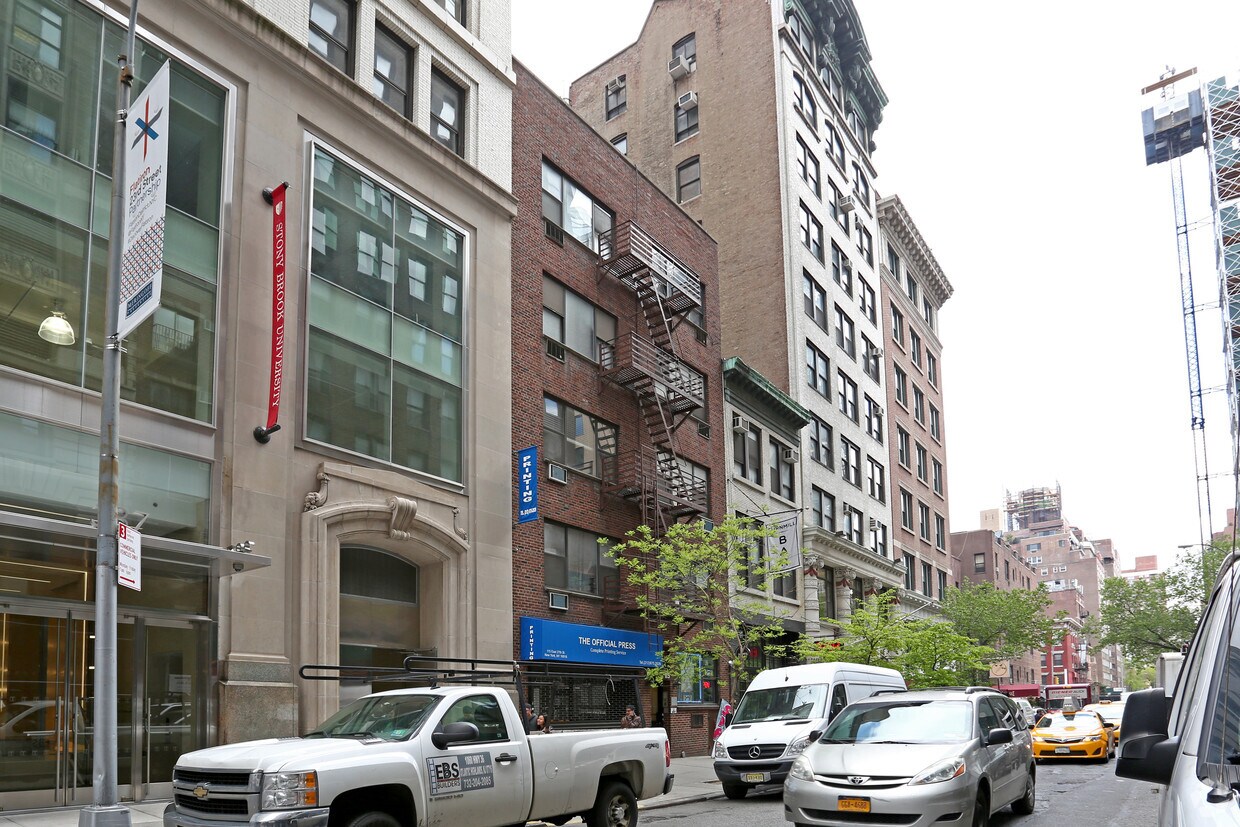 Primary Photo - 115-117 E 27th St