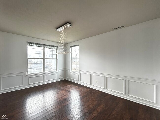 Building Photo - 12588 Hideout Dr