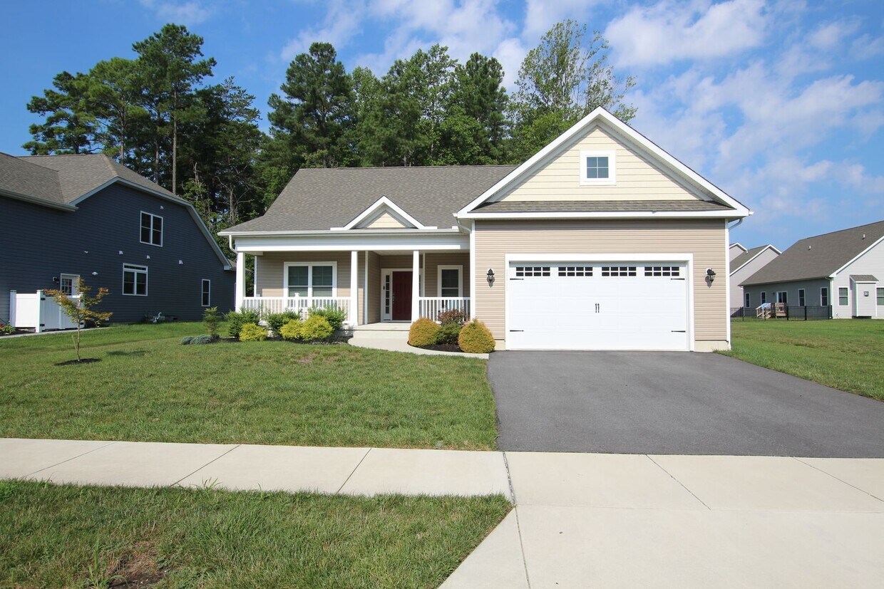 Primary Photo - Maintenance Free Living!
