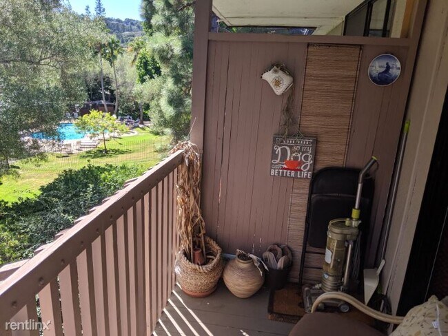 Foto del edificio - 6357 Shelter Creek Ln