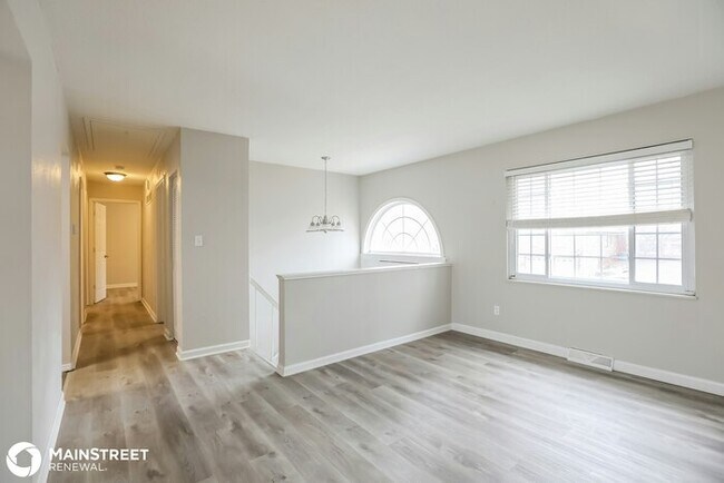 Building Photo - 2308 NW Ashton Dr., Blue Springs, MO 64015
