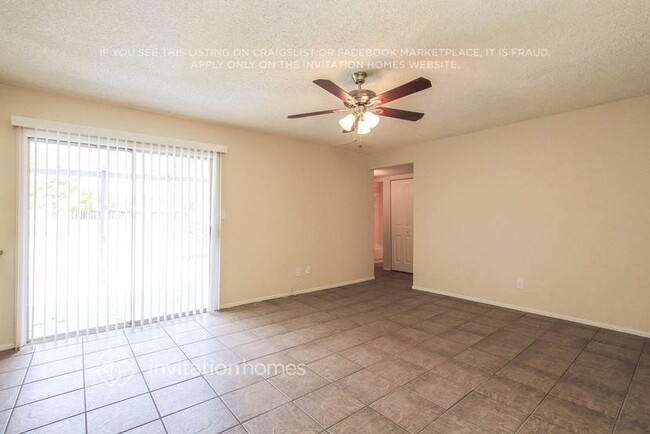 Foto del edificio - 17007 N 49th Ave