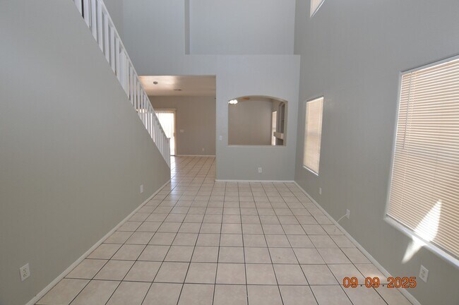 Foto del edificio - 9078 Mountain Lakes Ave