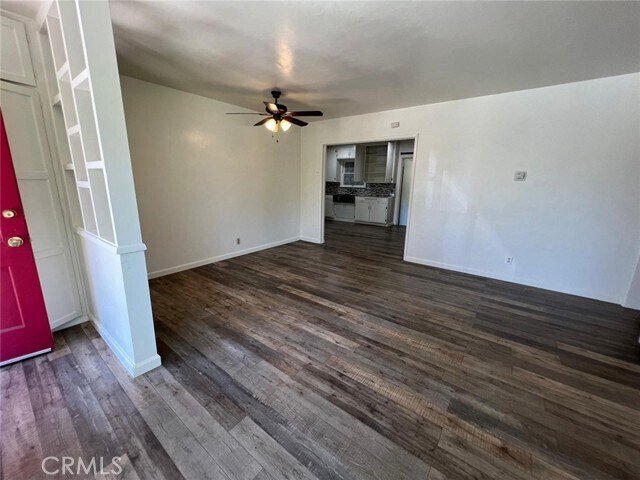 Foto del edificio - 829 Wyval Ave