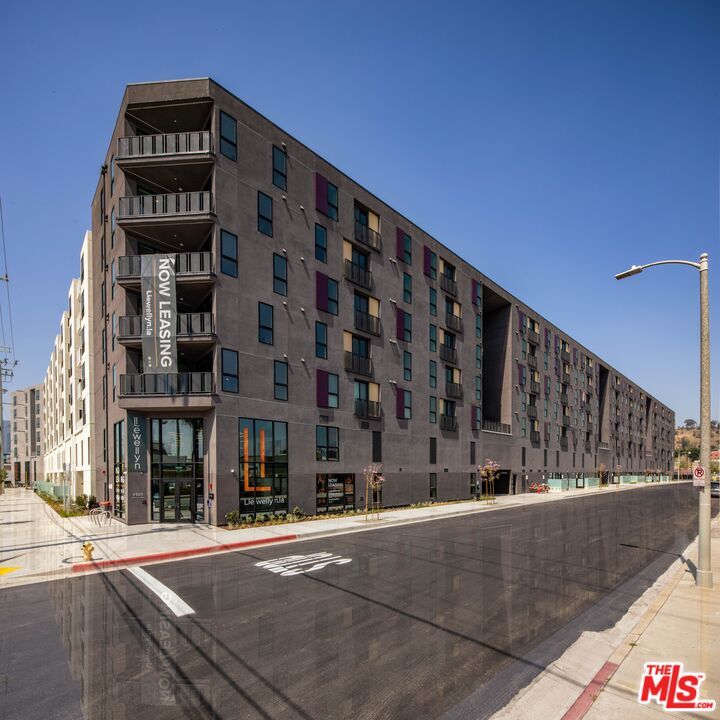 Foto principal - 1101 N Main St