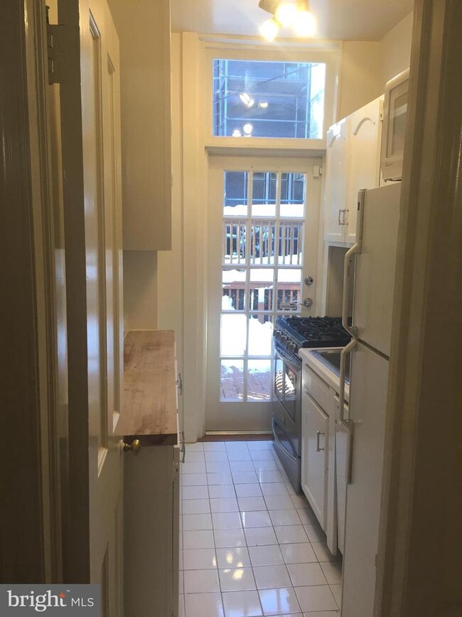 Foto del edificio - 1254 31st St NW