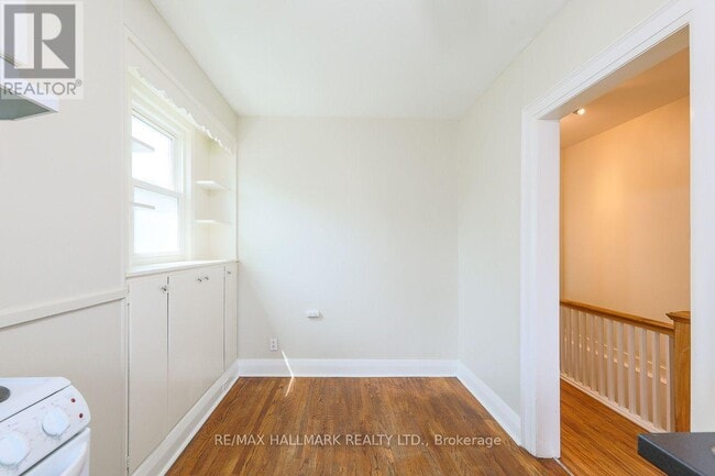 Building Photo - 2159 Gerrard St E