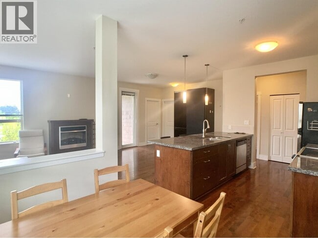 Building Photo - 5788 Birney Ave