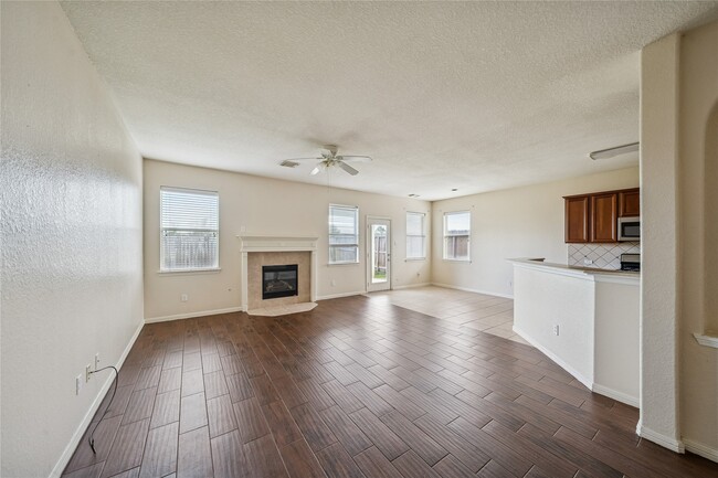 Building Photo - 10014 Williams Field Dr