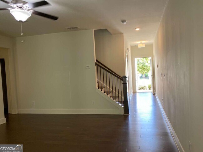 Foto del edificio - 117 Auburn Gate Ln