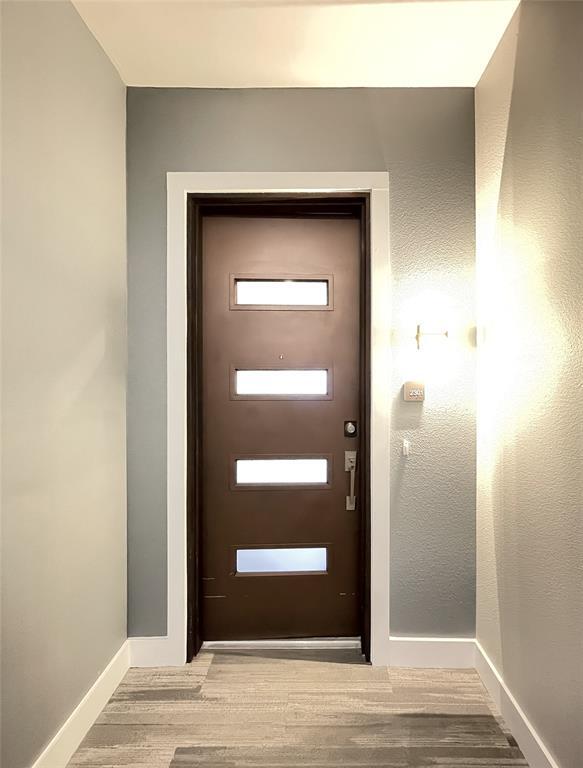 Foto del edificio - 4325 Jackson Ave