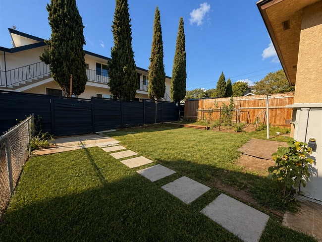 Building Photo - North National City 2 bedroom Home with large private yard and parking