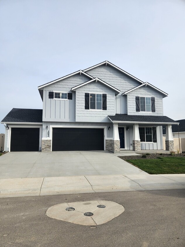 Ready NOW Apartment for Rent in Star, ID