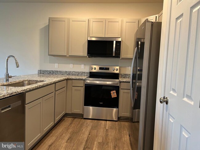 Foto del edificio - 167 Rae Ct