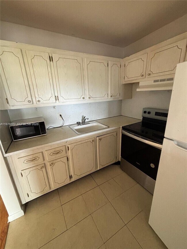 Foto del edificio - 36 Windsor E