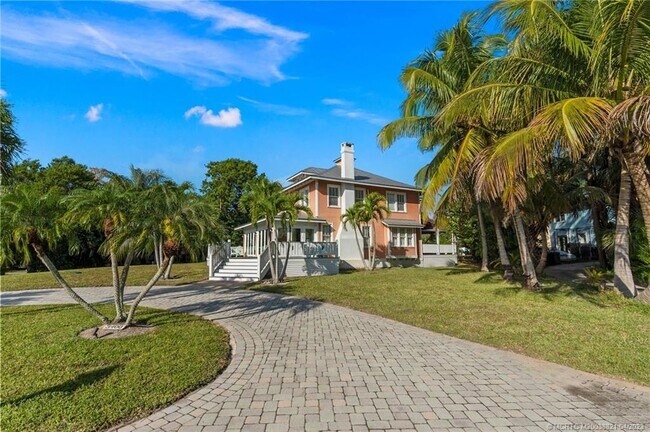 Building Photo - 3400 SW St Lucie Shores Dr