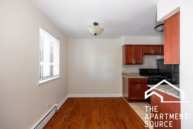 Foto del edificio - 6011 N Winthrop Ave