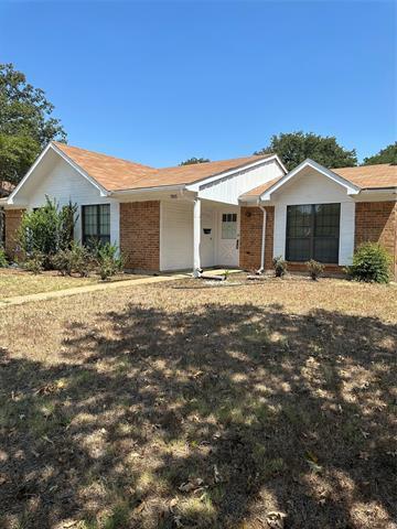 Building Photo - 705 Thrush Ct