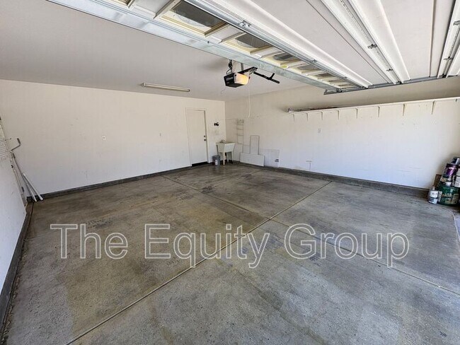 Foto del edificio - 4704 W Rialto Ave
