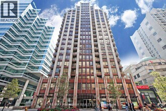 Building Photo - 85-485 Bloor St E