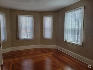 Building Photo - 4 Dreeme St