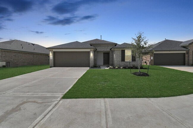 Building Photo - 7710 Brushwood Dr