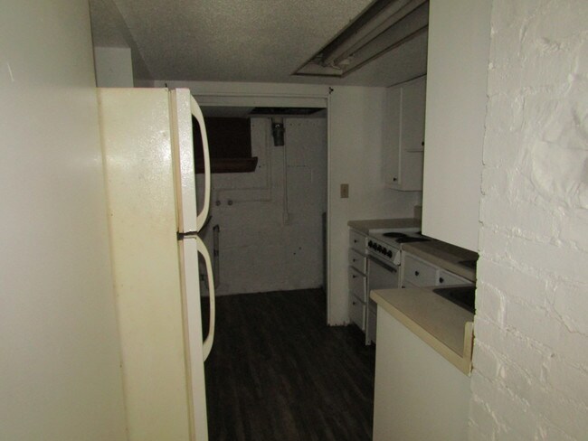 Building Photo - 604 E Sevier Heights