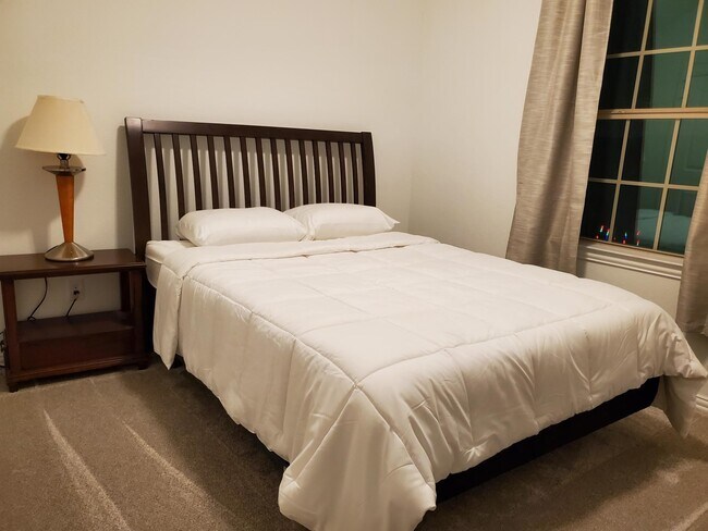 Building Photo - 4324 Pine Harvest Ln