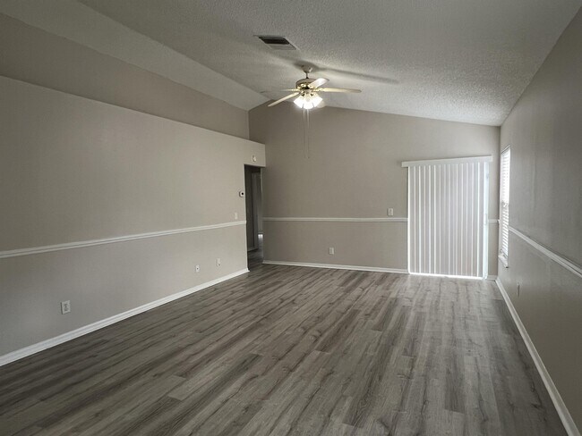 Building Photo - 8108 Tom Sawyer Dr
