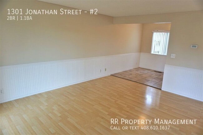 Building Photo - Updated Unit in Well Maintained Santa Clar...