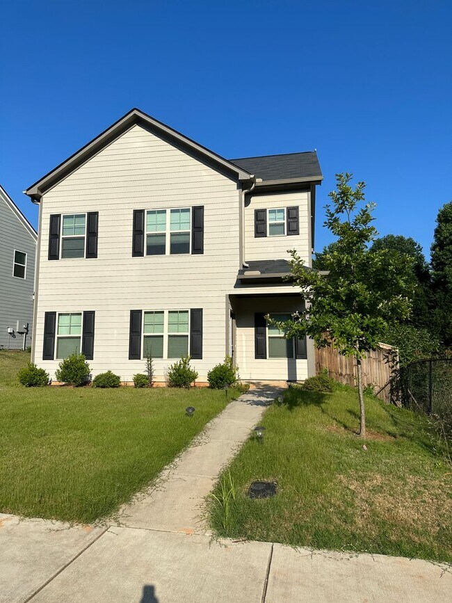 Building Photo - 3/2.5 Home