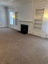 Building Photo - 238 W 6th St