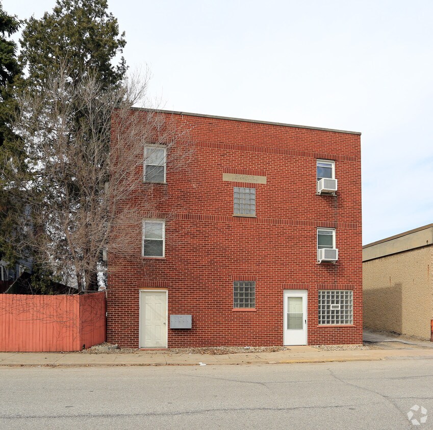 Building Photo - 219 S William St