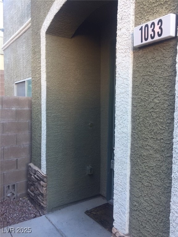 Building Photo - 9303 Gilcrease Ave