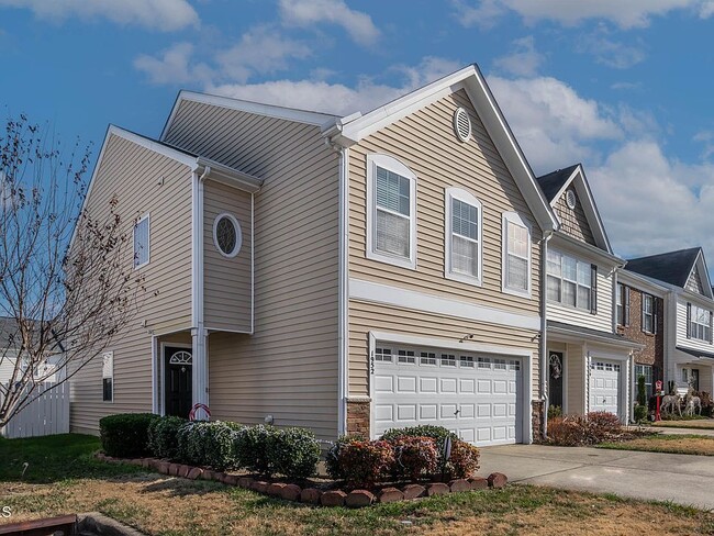 Foto del edificio - 1952 Grassy Banks Drive