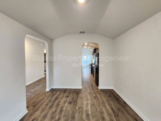 Foto del edificio - 13229 Needle Grass