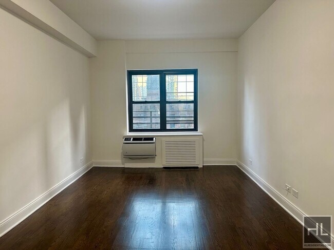 Building Photo - EAST 57 STREET
