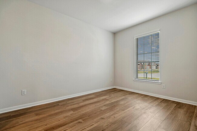 Foto del edificio - 400 Mystic Slopes Dr