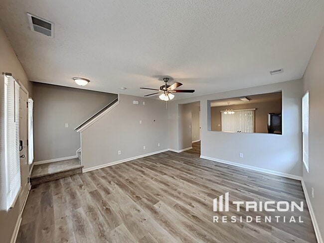Building Photo - 812 Spears Dr