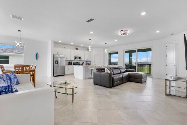 Foto del edificio - 15170 BLUFFTON Ln
