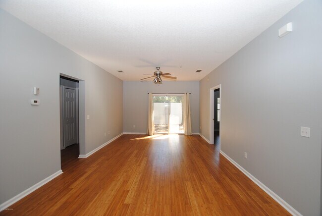 Building Photo - 3680 Kirkpatrick Cir