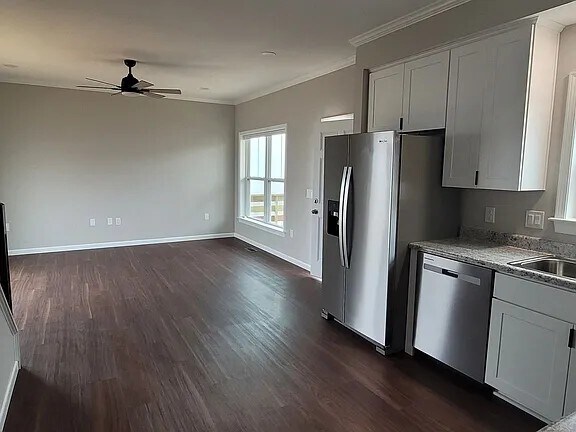 Foto del edificio - 119 Monarch Ln