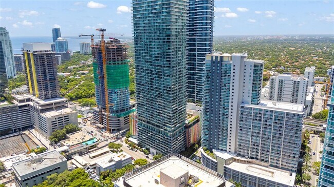 Foto del edificio - 1250 S Miami Ave