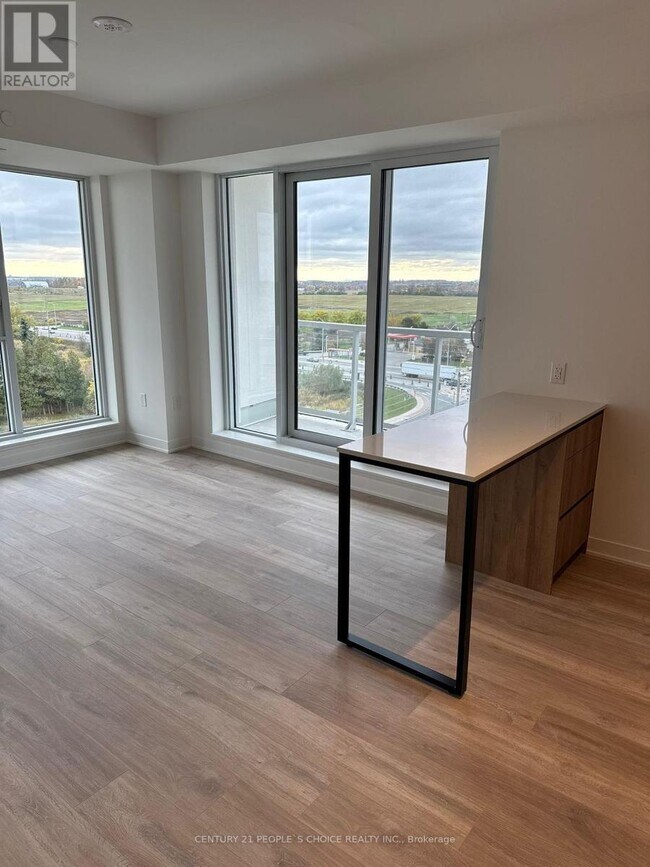 Photo du bâtiment - 20 All Nations Dr